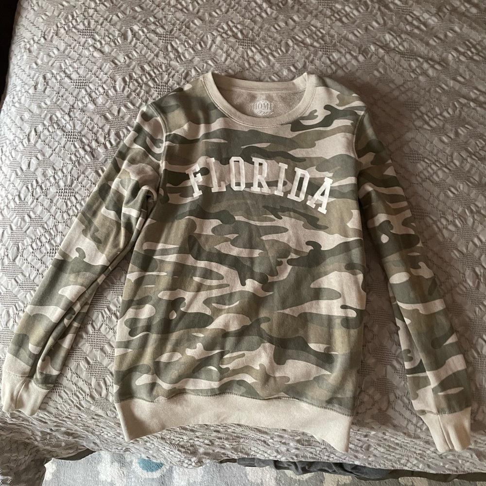 camo crew neck